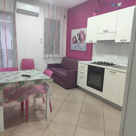 Casa Vacanze Del Golfo 카스텔라마레델골포 외부 사진