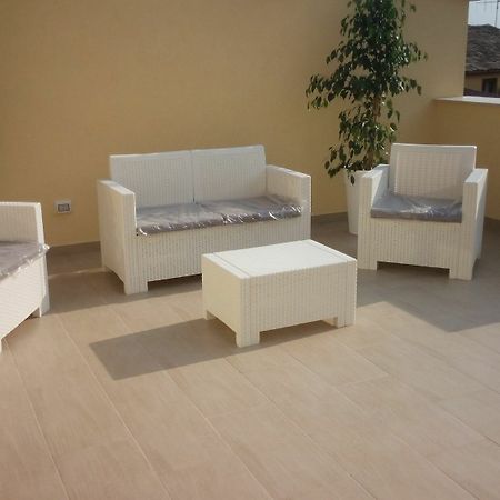 Casa Vacanze Del Golfo 카스텔라마레델골포 외부 사진