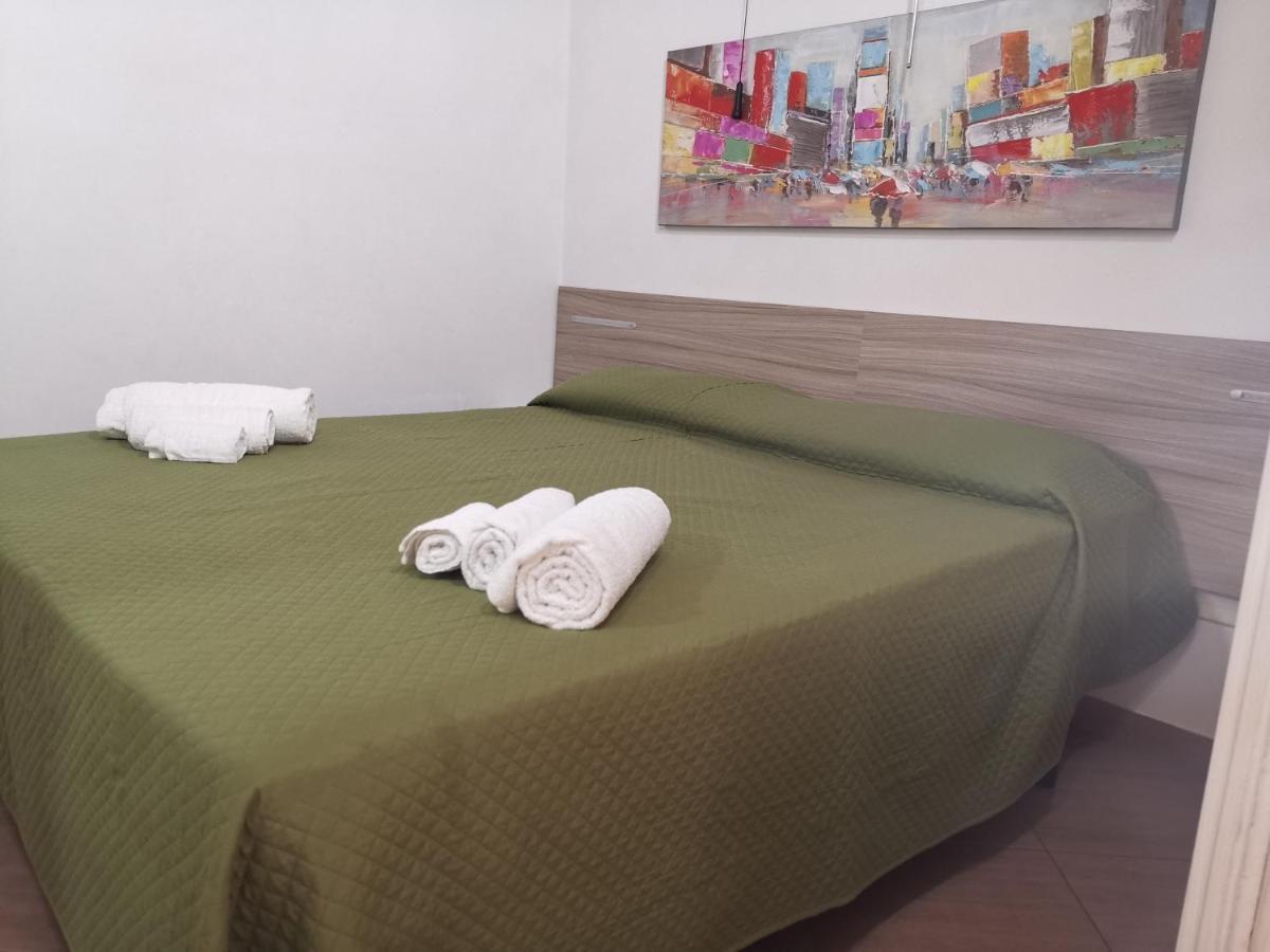 Casa Vacanze Del Golfo 카스텔라마레델골포 외부 사진