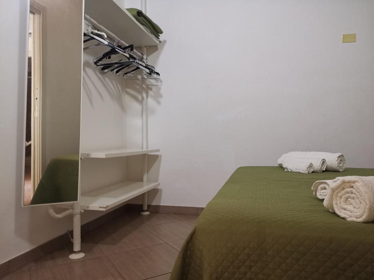Casa Vacanze Del Golfo 카스텔라마레델골포 외부 사진