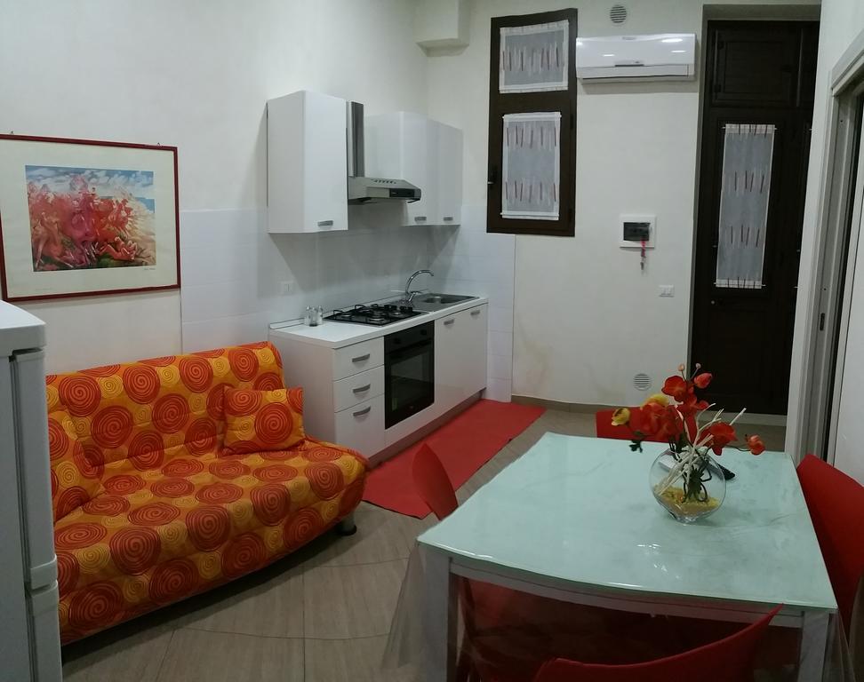 Casa Vacanze Del Golfo 카스텔라마레델골포 외부 사진