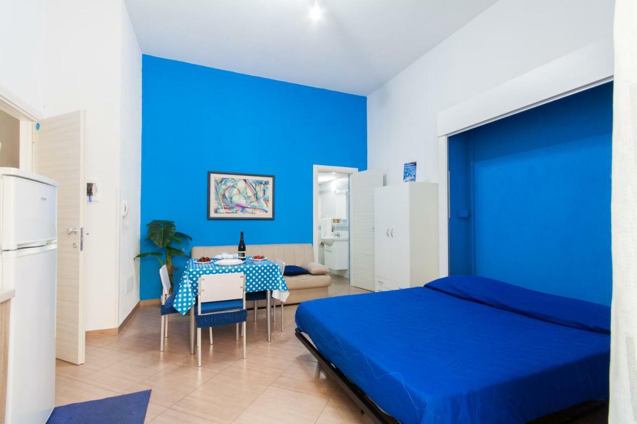 Casa Vacanze Del Golfo 카스텔라마레델골포 외부 사진