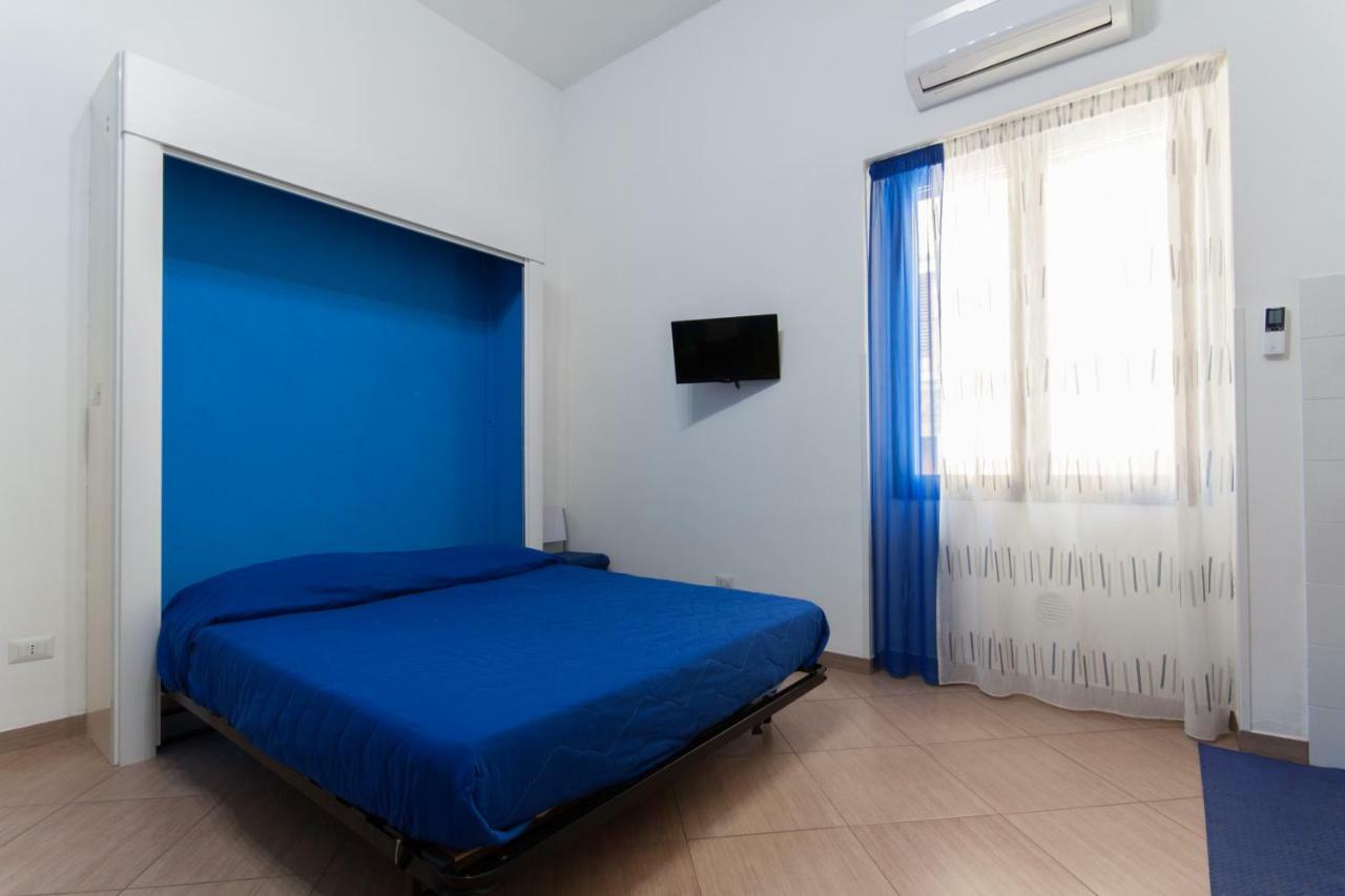 Casa Vacanze Del Golfo 카스텔라마레델골포 외부 사진
