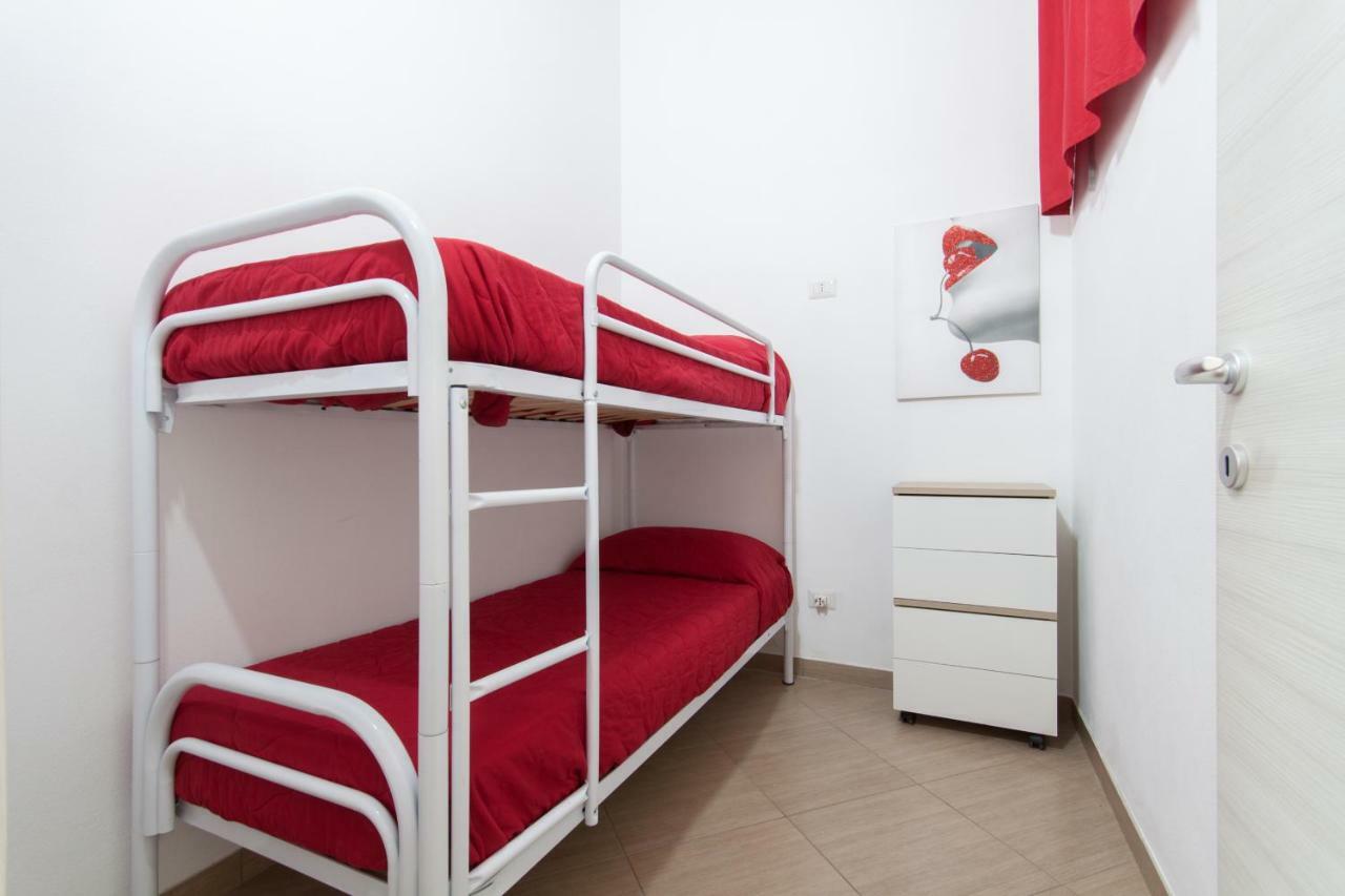 Casa Vacanze Del Golfo 카스텔라마레델골포 외부 사진