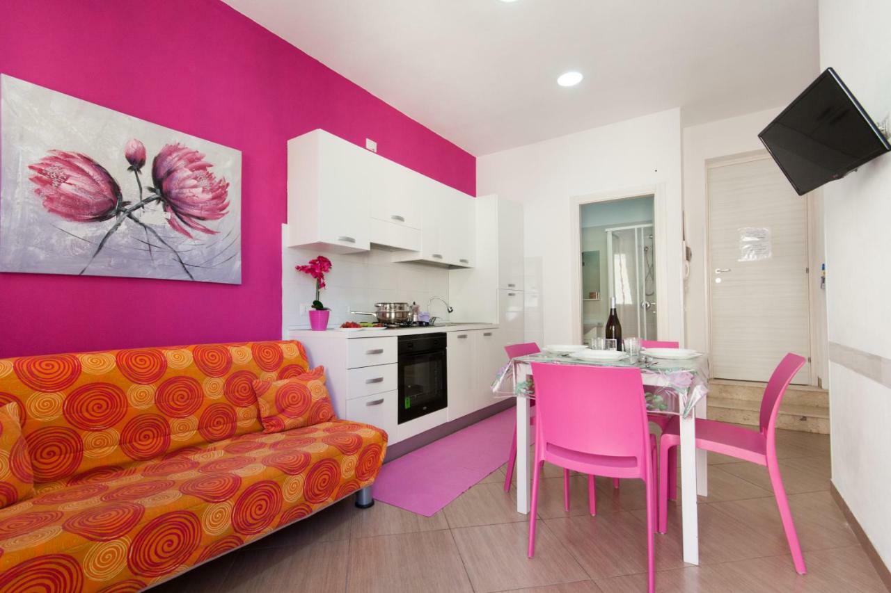 Casa Vacanze Del Golfo 카스텔라마레델골포 외부 사진