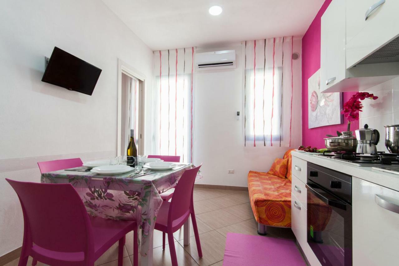 Casa Vacanze Del Golfo 카스텔라마레델골포 외부 사진