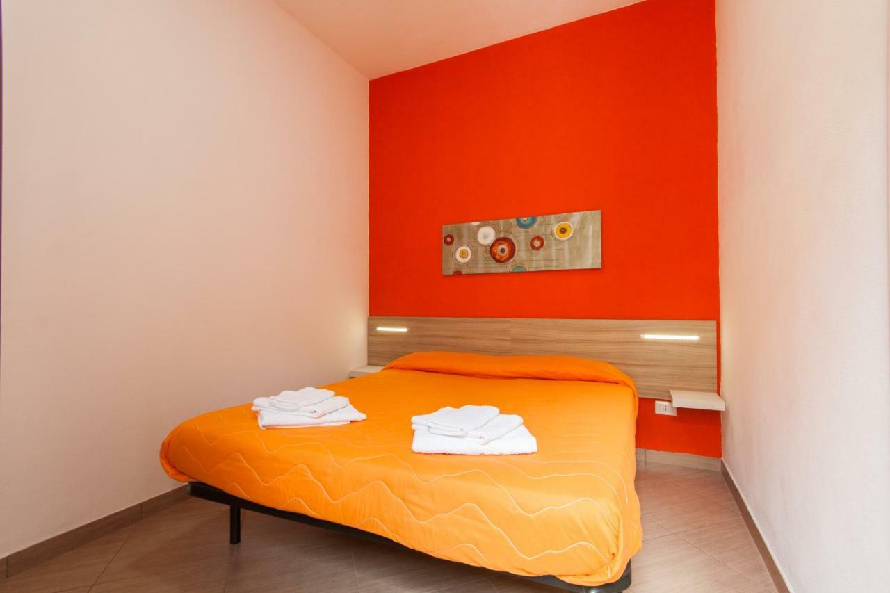 Casa Vacanze Del Golfo 카스텔라마레델골포 외부 사진